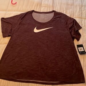 Nike short sleeve shirt